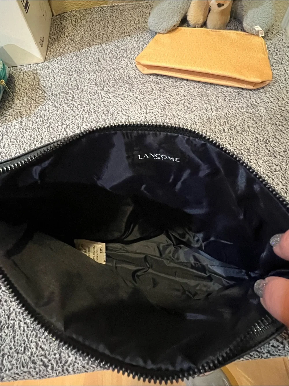 Lancôme Gold Metallic Cosmetic Pouch Set - Women Bags